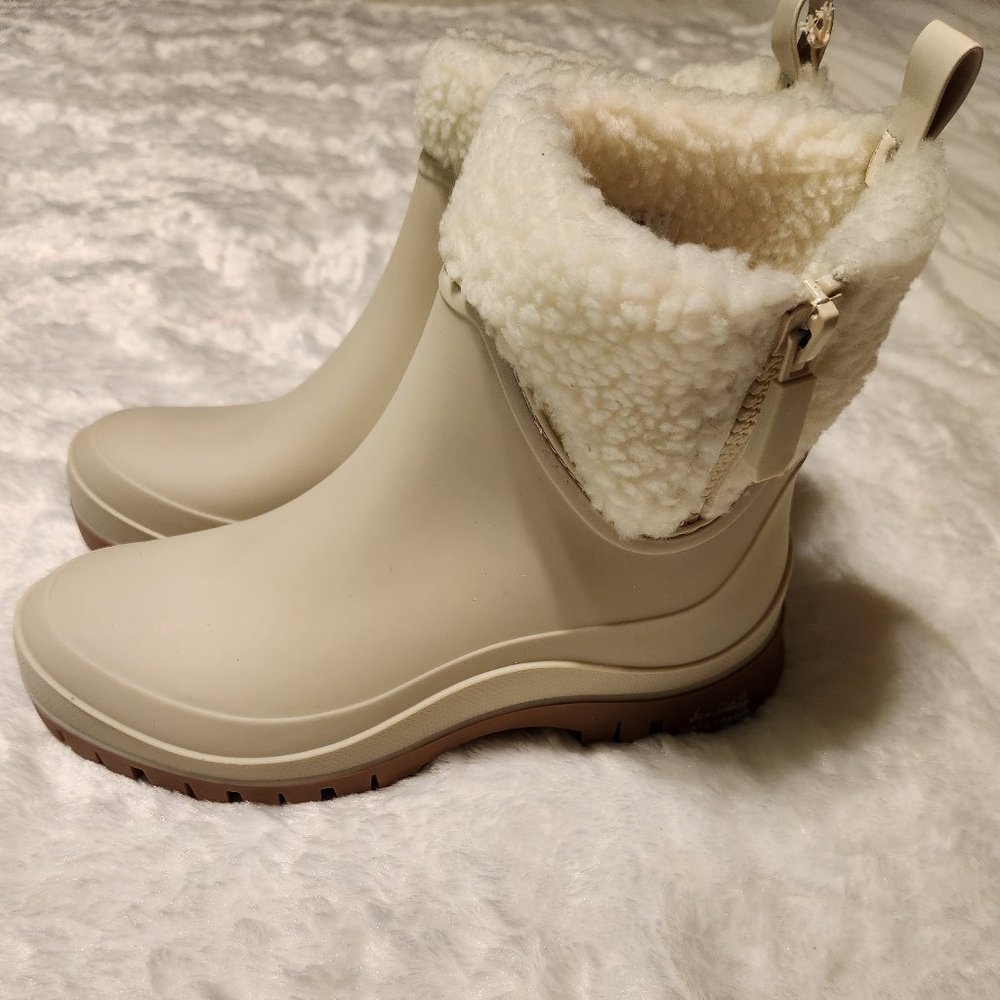 New with Box! Sam Edelman Lenna Boot Natural Size 9